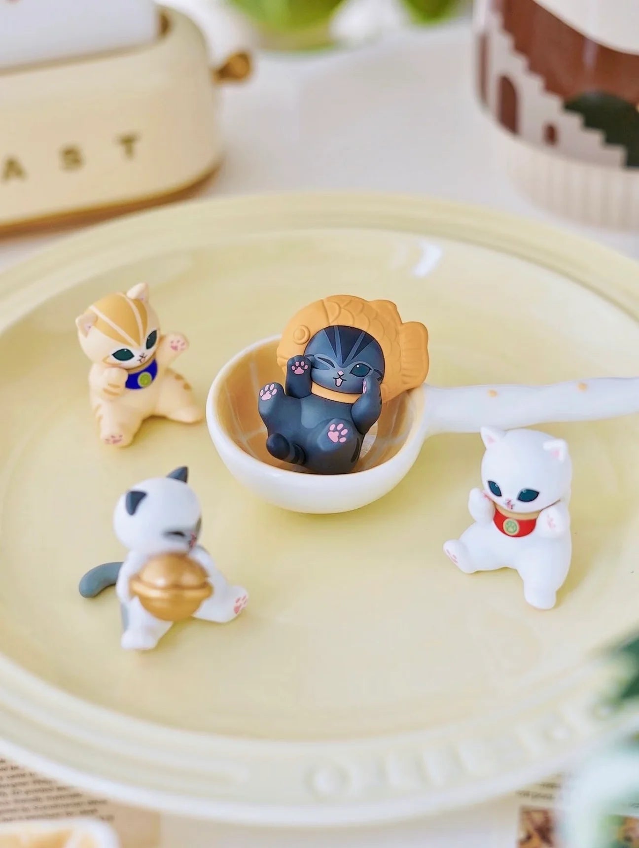 Funism Mofusand Fortune Cat Series Blind Box
