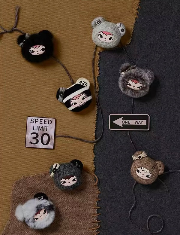 POP MART Hirono Road Journal Series-Fridge Magnet Blind Box (1 random)