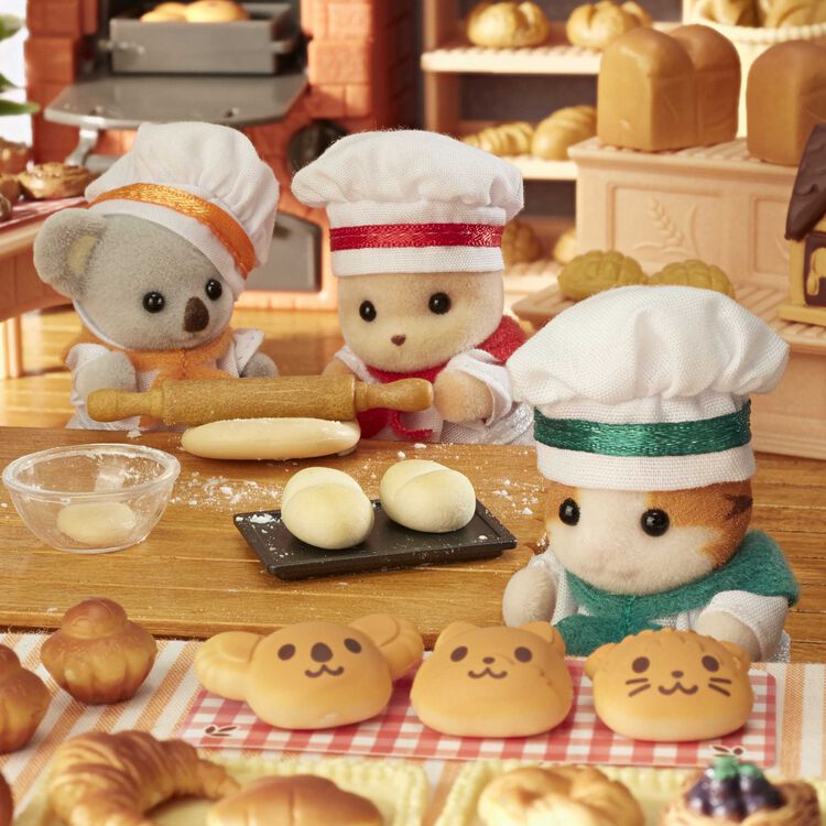 the Sylvanian Families Bakers Baby Trio