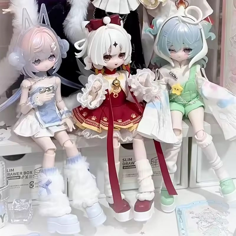 Minty doll blind box