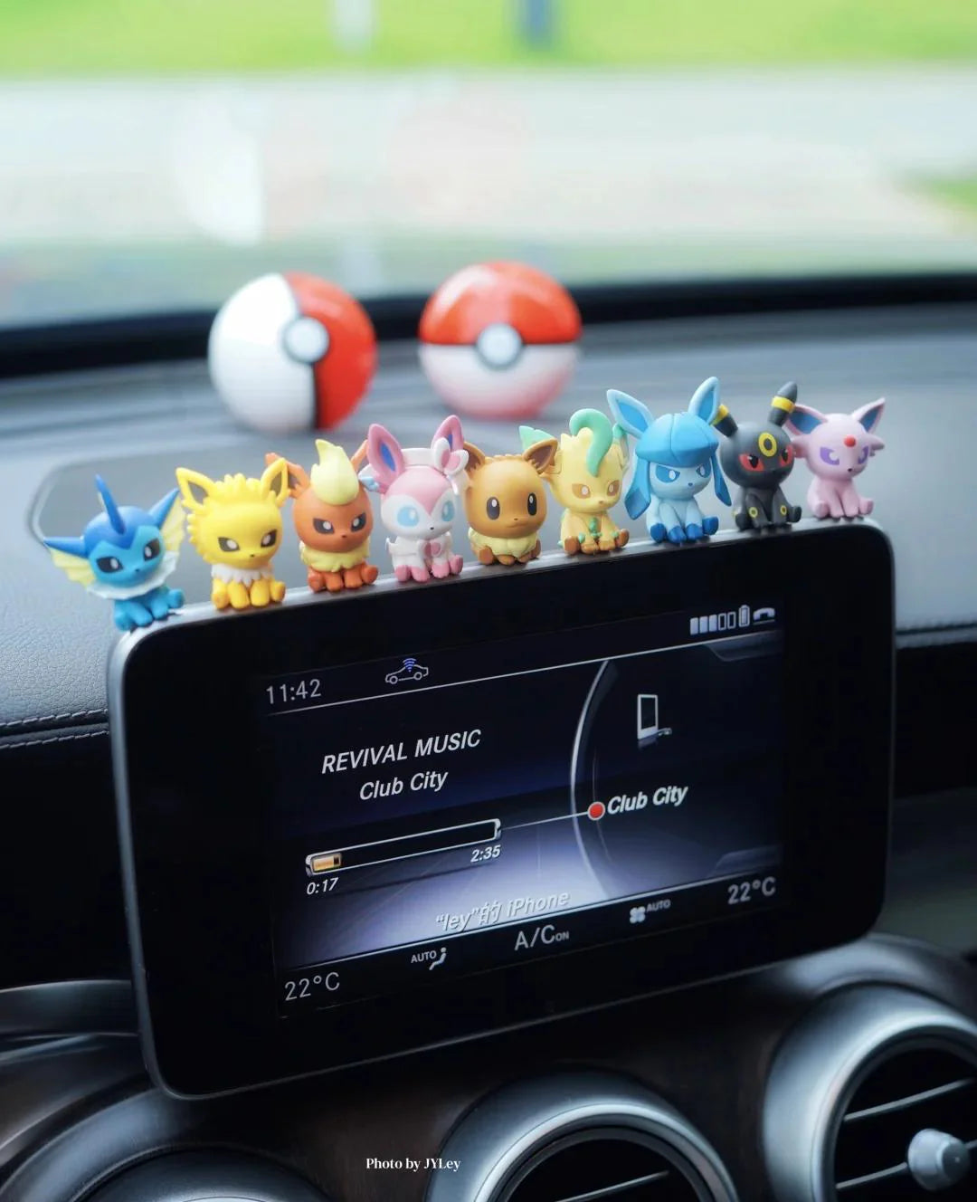Pokemon: Mini poke-ball Series 2