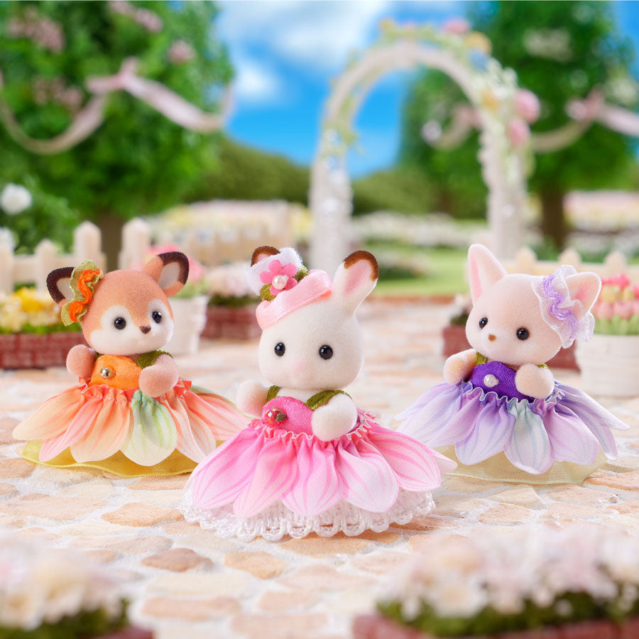 Sylvanian Families Baby Trio - Blossom Dresses